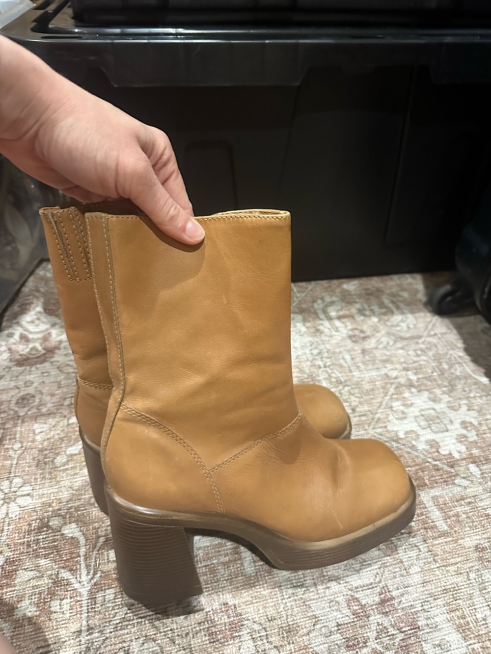 Steve Madden Camel Leather Block Heel Ankle Boots
